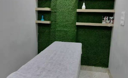 The Family Unisex Salon